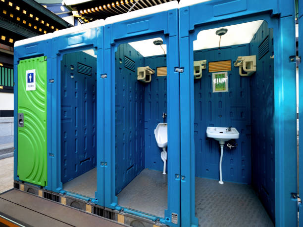 Best Porta potty rental near me  in Eustis, FL