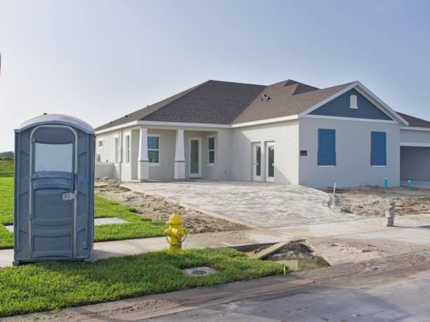 Best Porta potty rental near me  in Eustis, FL